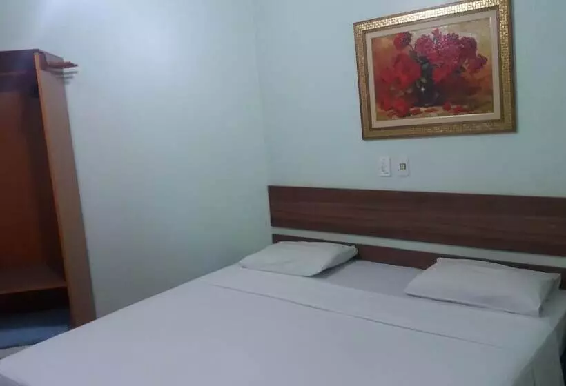 Hotelli Agapito Inn