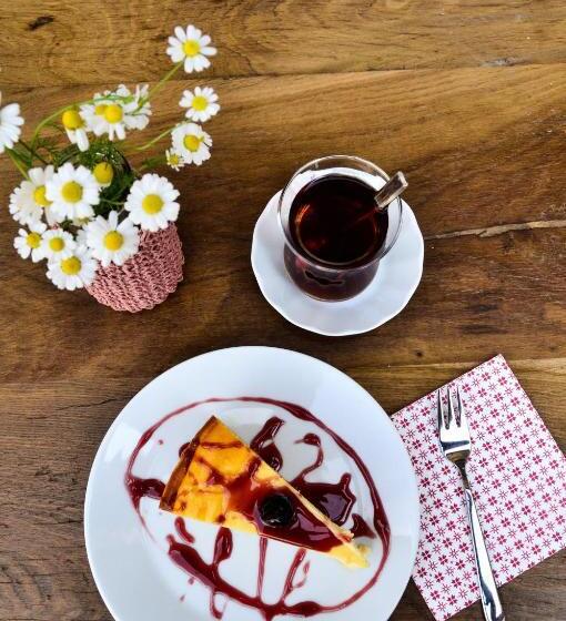 ホテル Attalos Suites