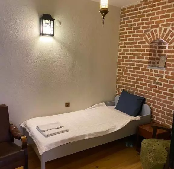 ホテル Attalos Suites