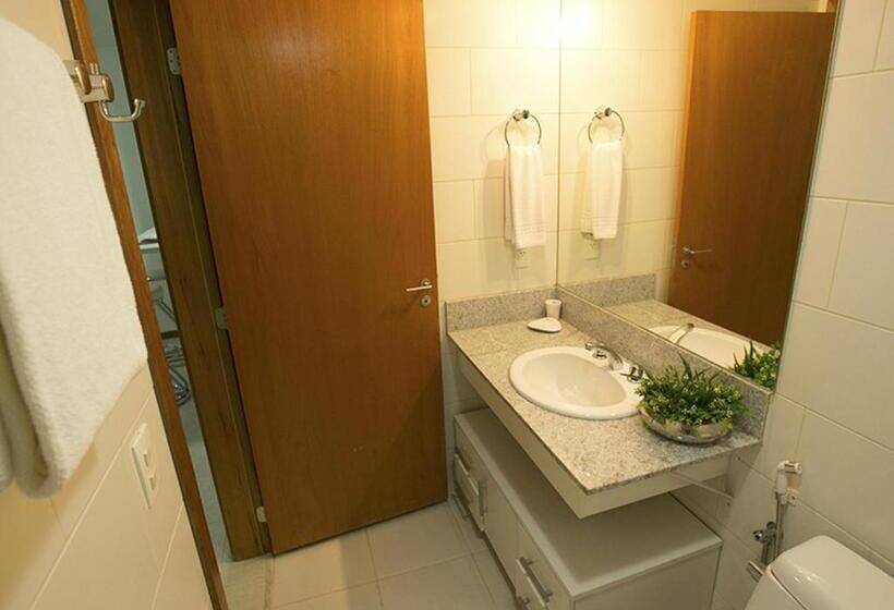 Отель Biarritz Hplus Long Stay