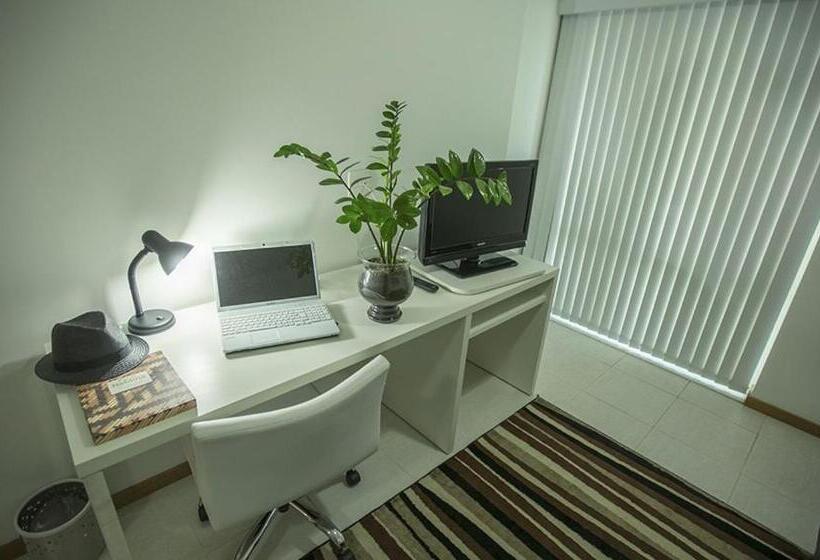 Отель Biarritz Hplus Long Stay