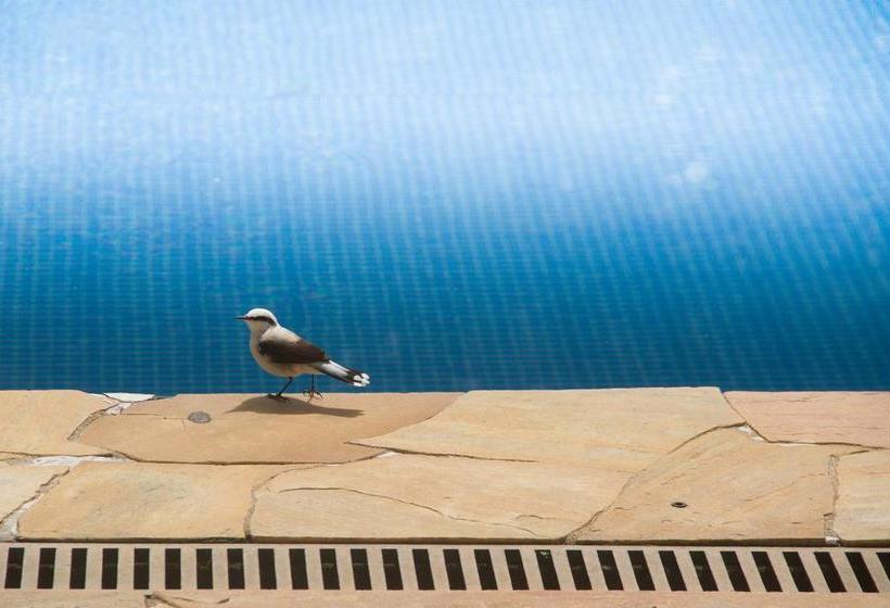 Отель Delta Maresias Studio