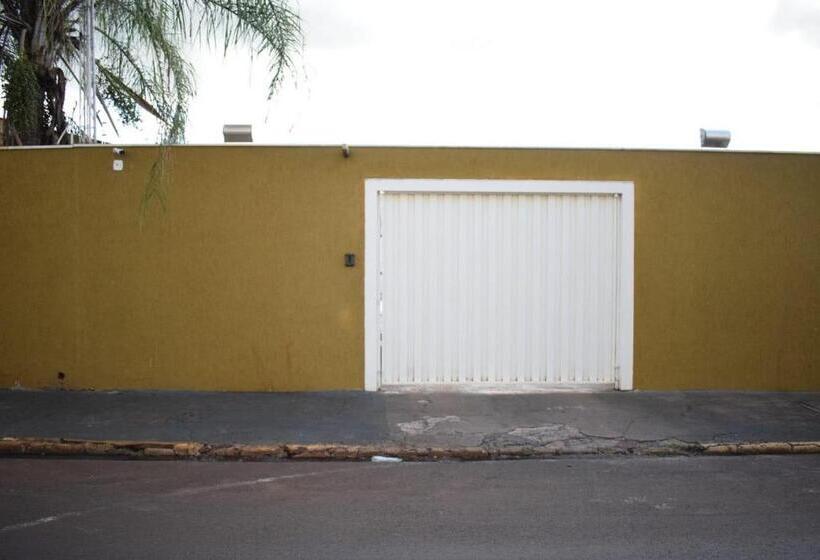 בית מלון כפרי Diplomata