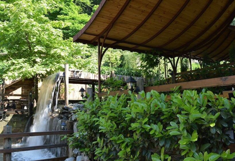 Отель Mersu A La