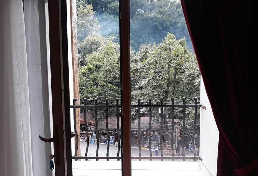 Отель Mersu A La