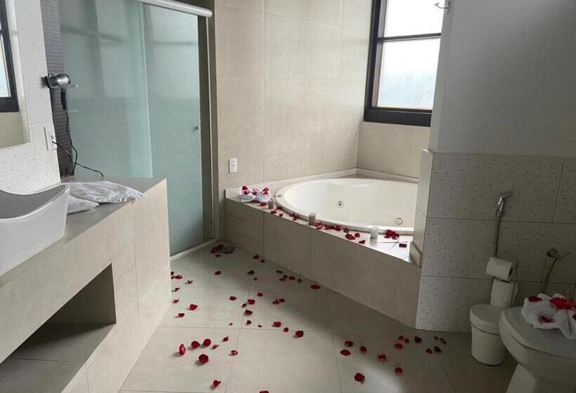 בית מלון כפרי Pousada Shangri La