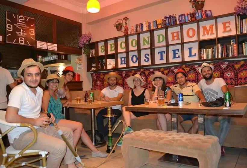 Hotel Second Home Hostel