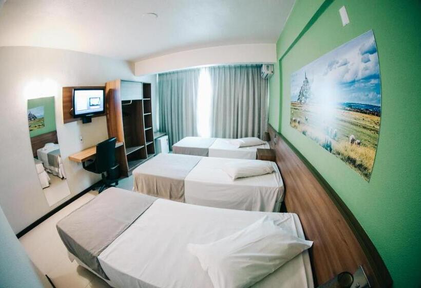 Tri Hotel Smart Criciuma