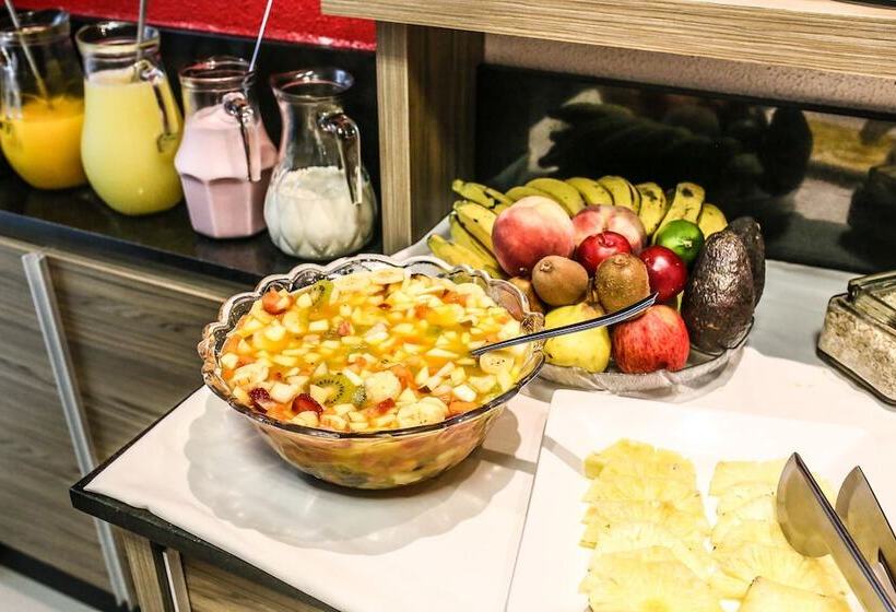 Tri Hotel Smart Criciuma