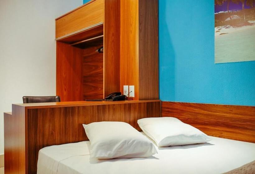 Tri Hotel Smart Criciuma