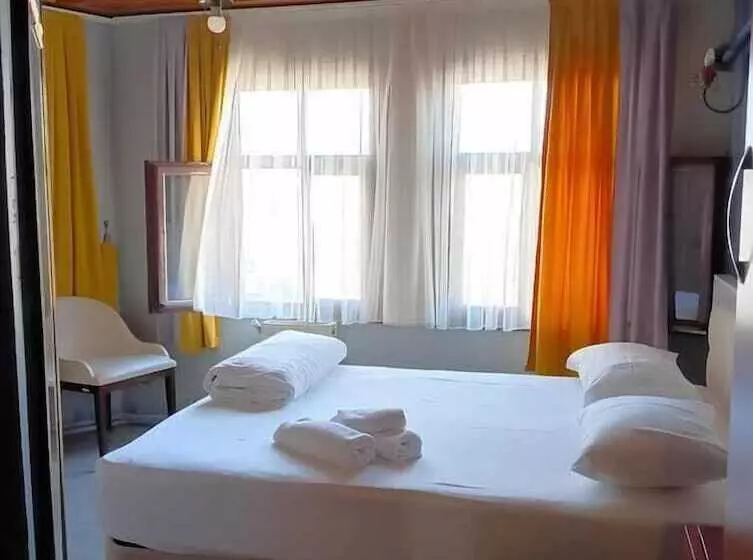 Onuncu Koy Hotel   Adults Only