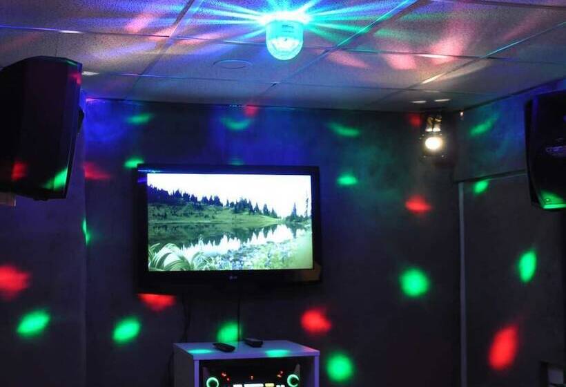 Work & Home Hotel Suites