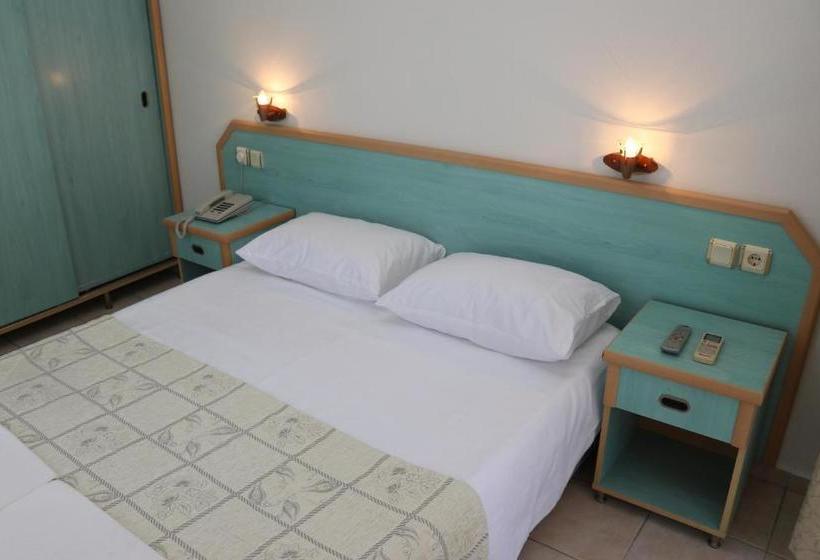 تختخواب و صبحانه Delfin Otel