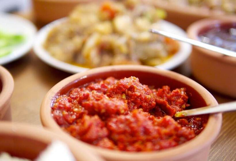 Bed & Breakfast Hikmet's House