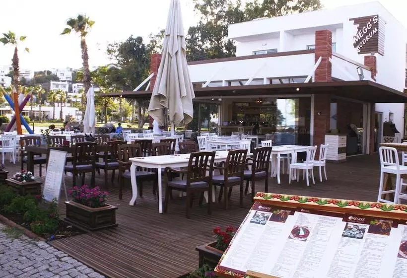 ベッドアンドブレックファースト Meggs Bodrum Beach
