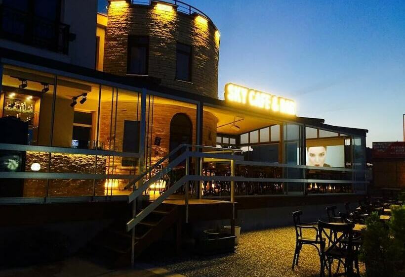 مبيت وإفطار Nemrut Bay Otel