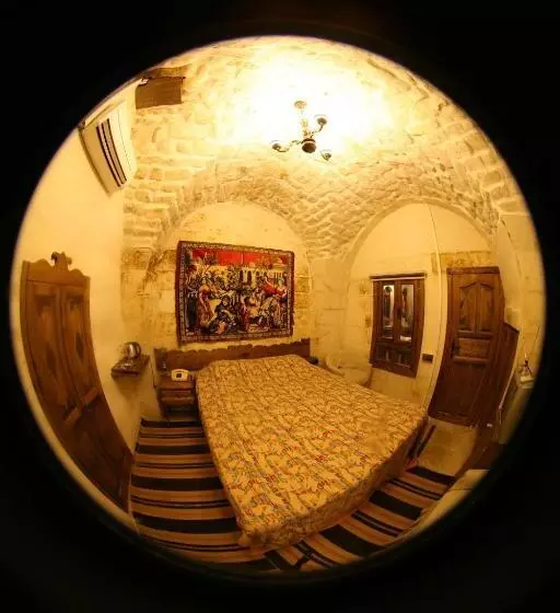 تختخواب و صبحانه Turkmen Konagi