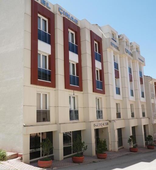 בית מלון כפרי Cinas