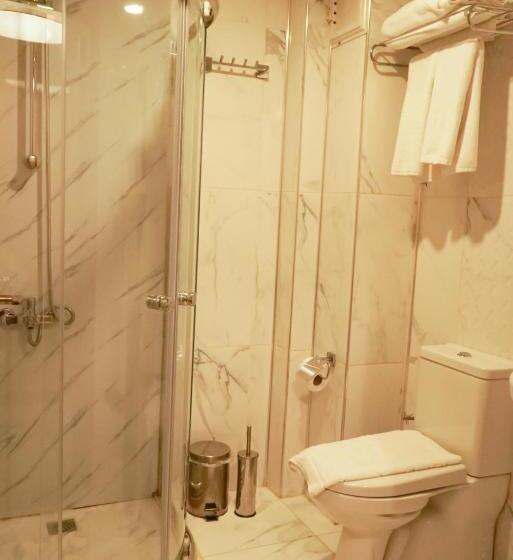 בית מלון כפרי Cinas