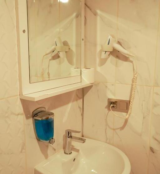 בית מלון כפרי Cinas