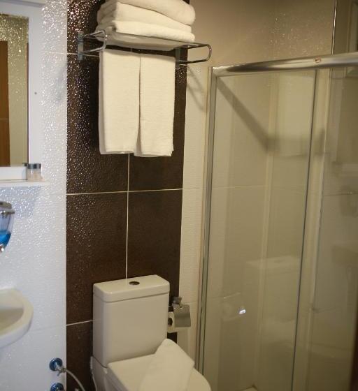 בית מלון כפרי Cinas