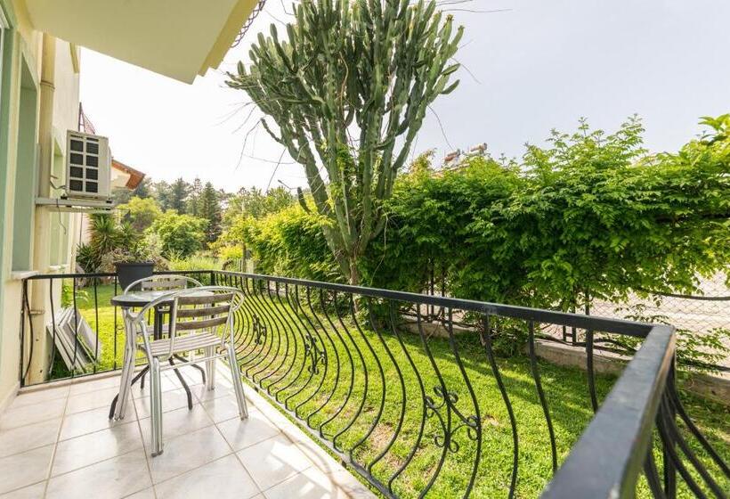 هتل Dedeminn Garden