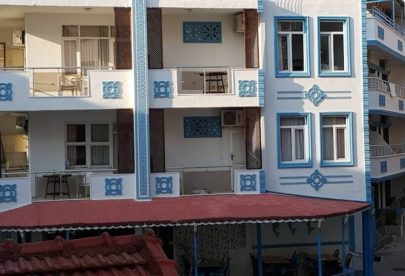 هتل Delphin Apart