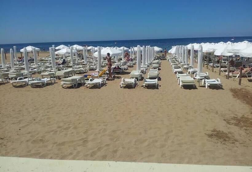 هتل Delphin Apart