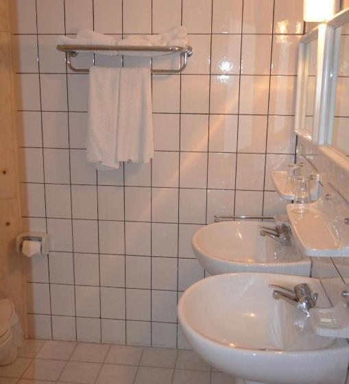 هتل Delphin Apart