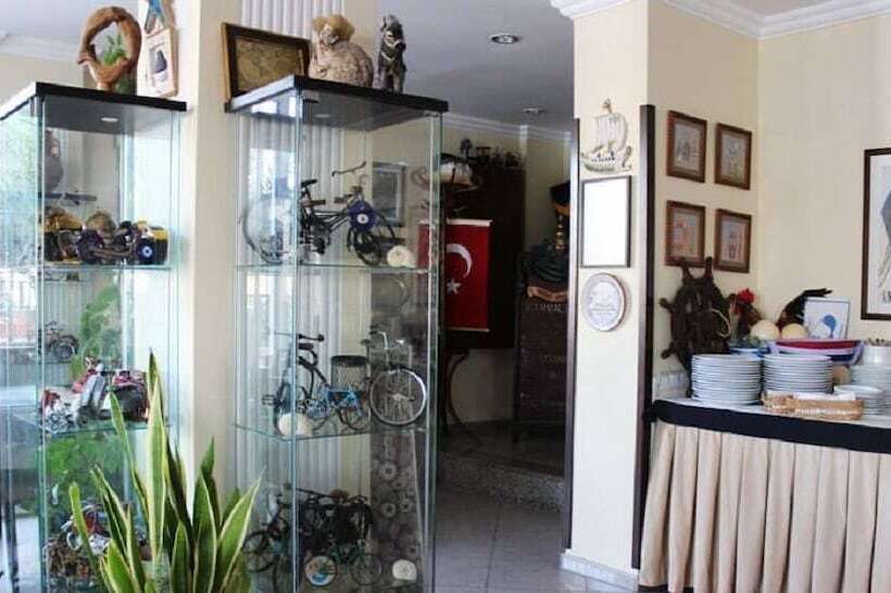 Отель Foca Yali