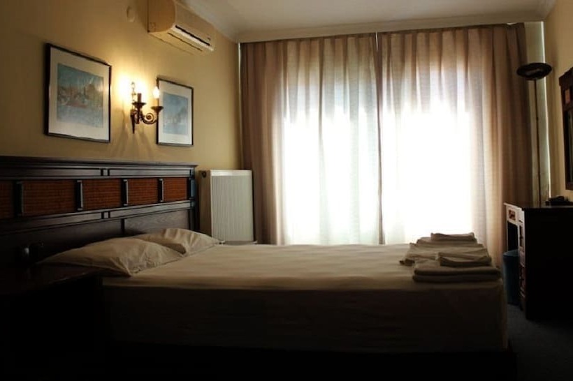 Отель Foca Yali