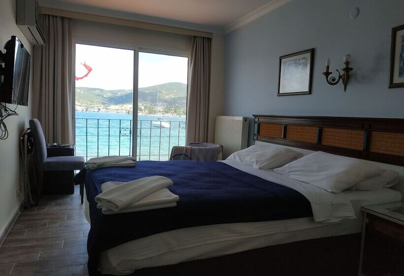 Отель Foca Yali