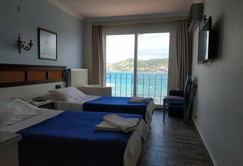 Отель Foca Yali