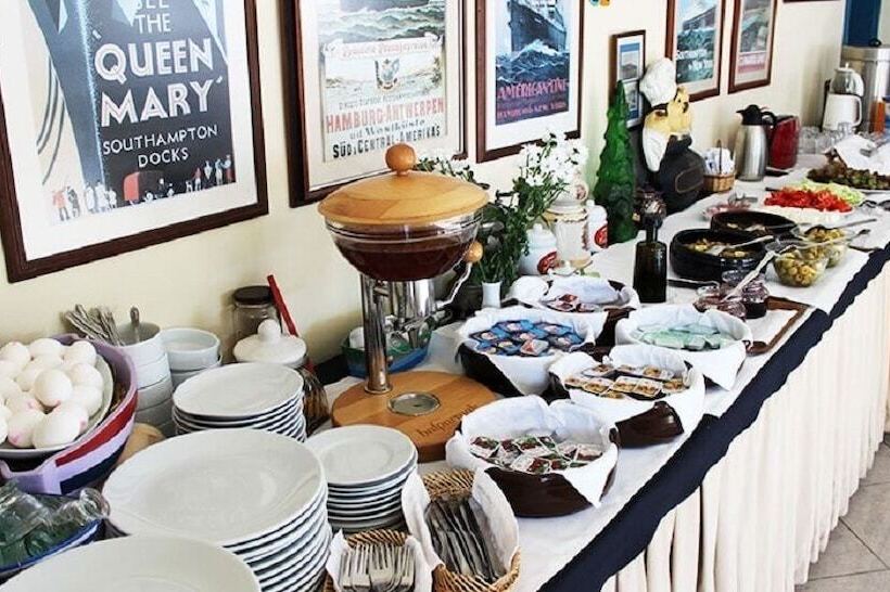 Отель Foca Yali