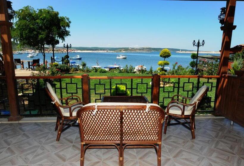 فندق Phellos Suites