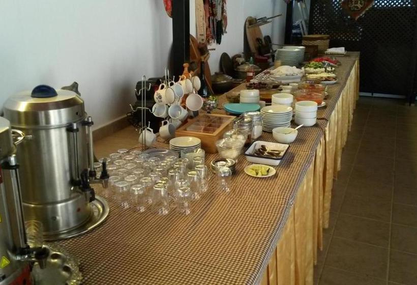 בית מלון כפרי Silent Turkuaz