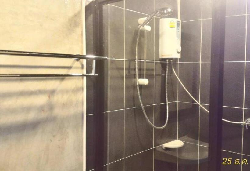 호스텔 Loftel @ Nakhon