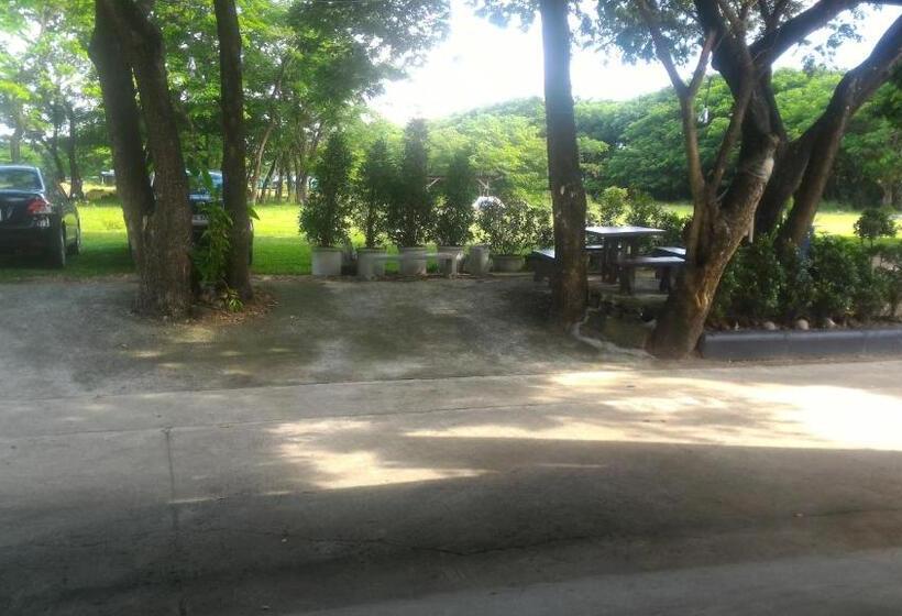 호스텔 Loftel @ Nakhon