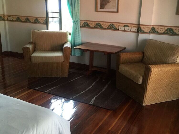 צימר Lyndale Lodge