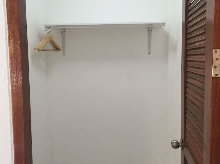 צימר Lyndale Lodge