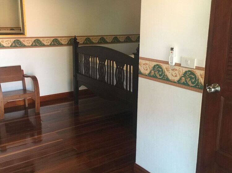 צימר Lyndale Lodge