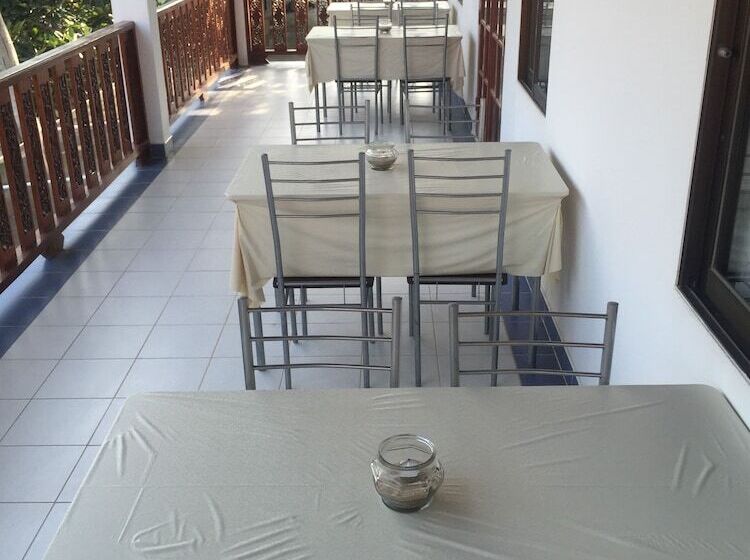 צימר Lyndale Lodge