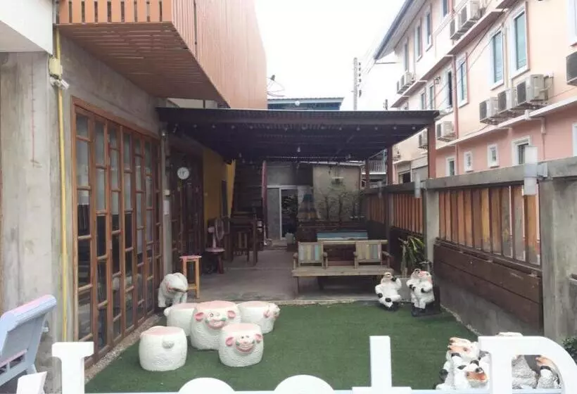 De Hostel