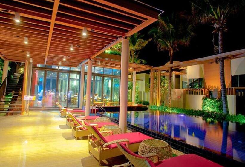 Eco Moment Beach Resort