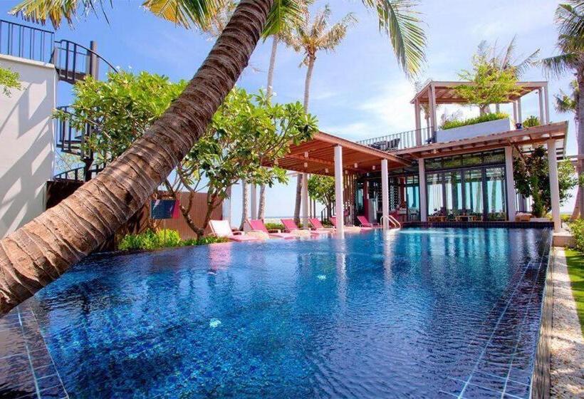 Eco Moment Beach Resort