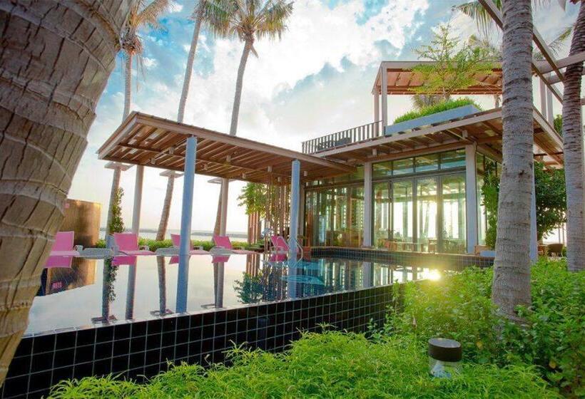 Eco Moment Beach Resort