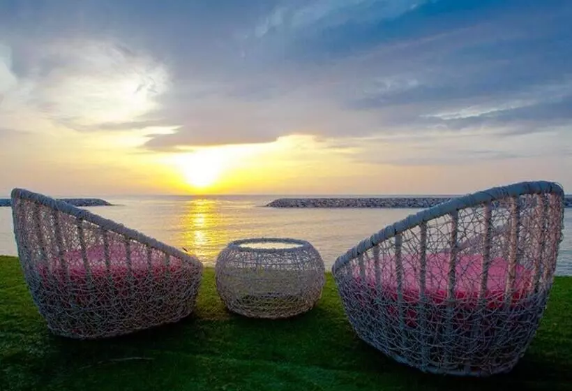 Eco Moment Beach Resort