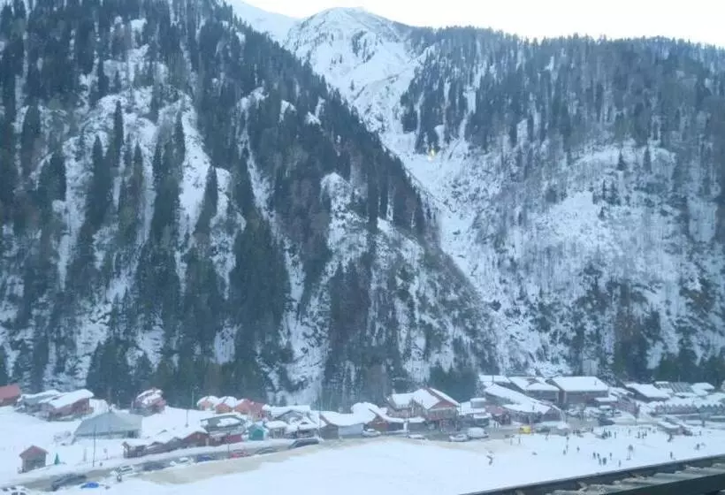 Hotelli Ayder Villa De Pelit