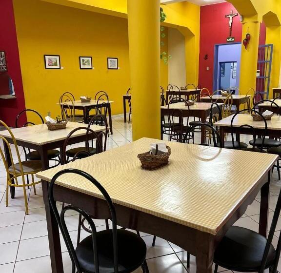 هتل Goiânia Palace