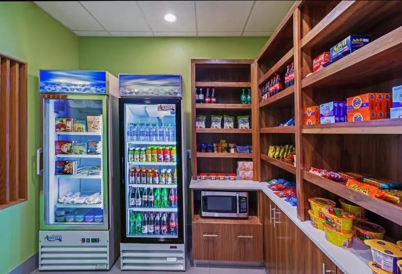 Hotelli Holiday Inn Express & Suites Perryton By Ihg